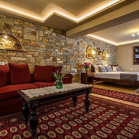 La Noi Guesthouse Samarína Esterno foto