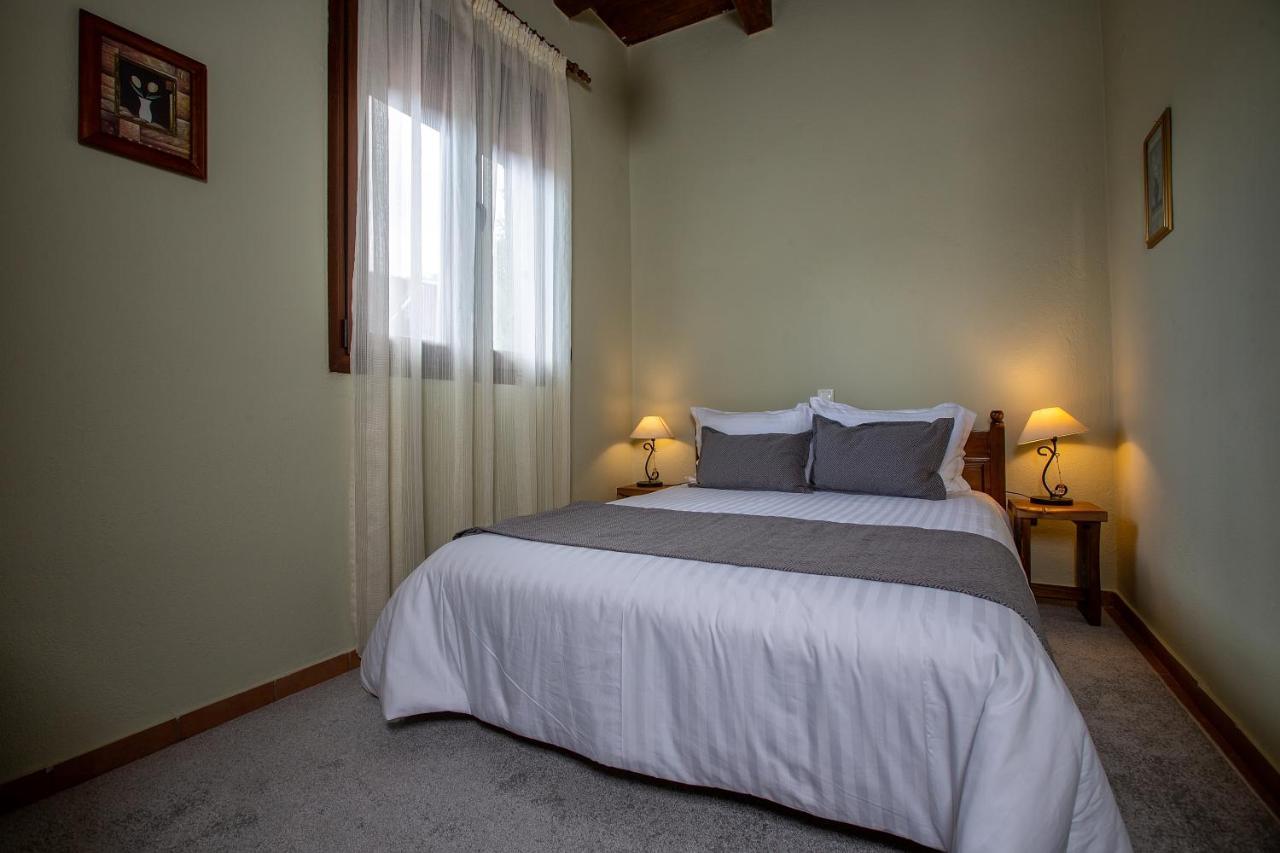La Noi Guesthouse Samarína Esterno foto