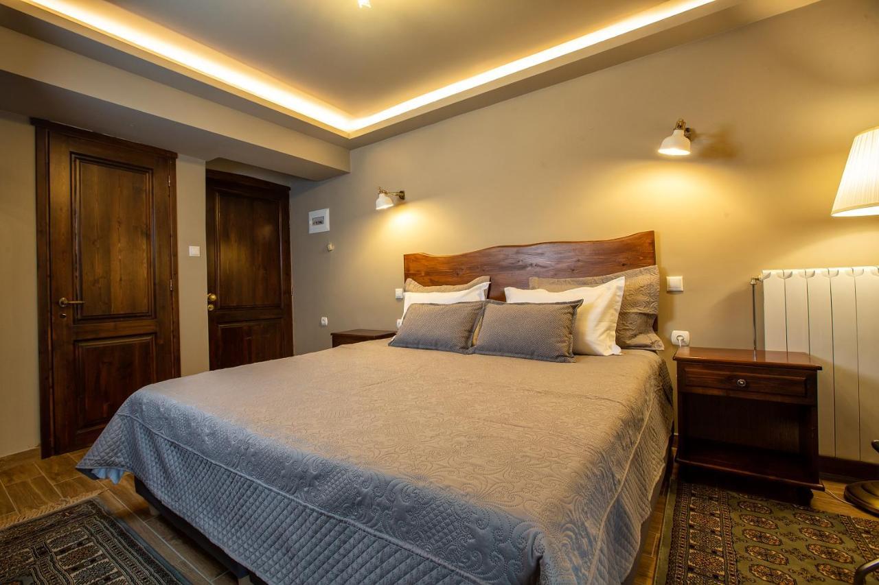 La Noi Guesthouse Samarína Esterno foto