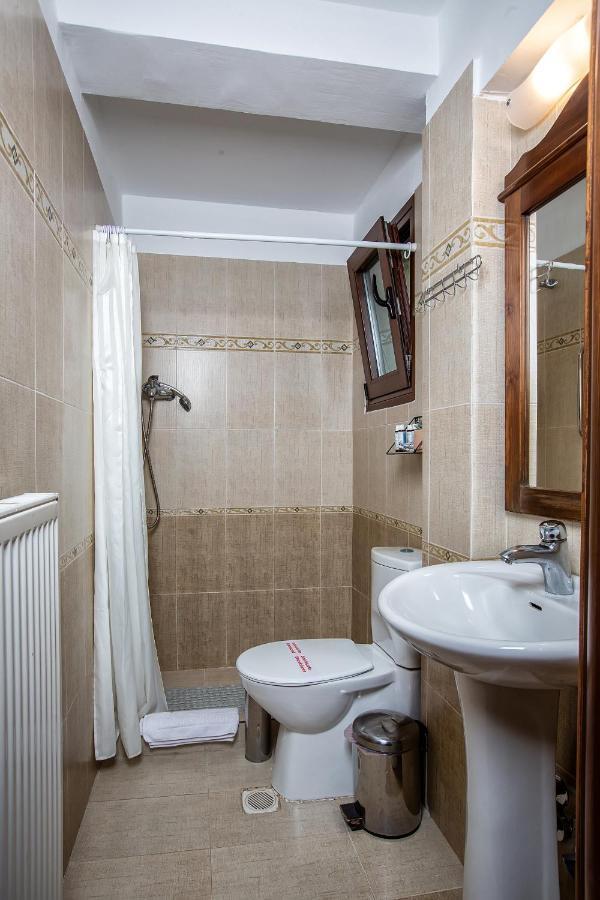 La Noi Guesthouse Samarína Esterno foto